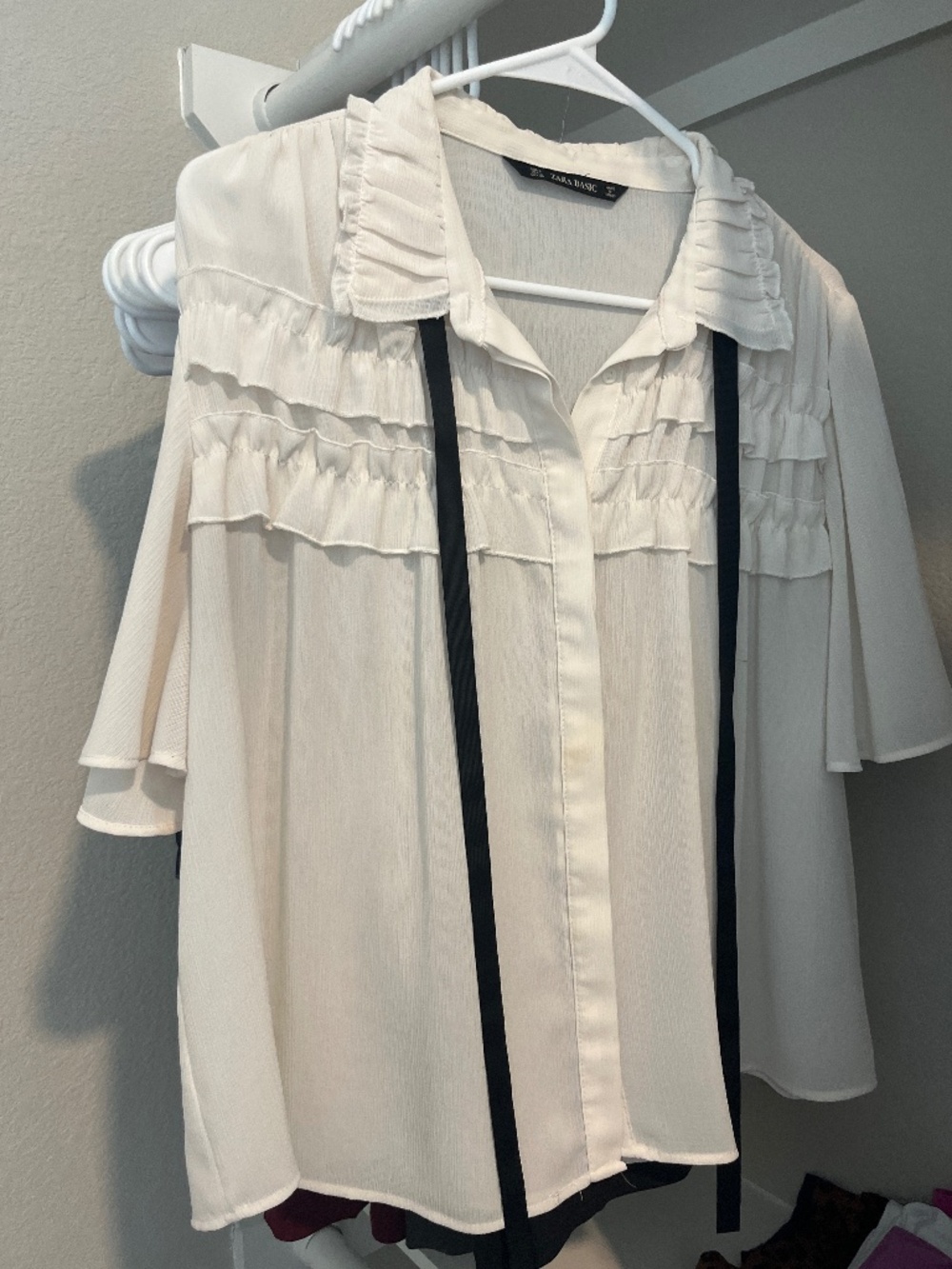 ZARA Off White Ruffle and Black Ribbon Collared Top